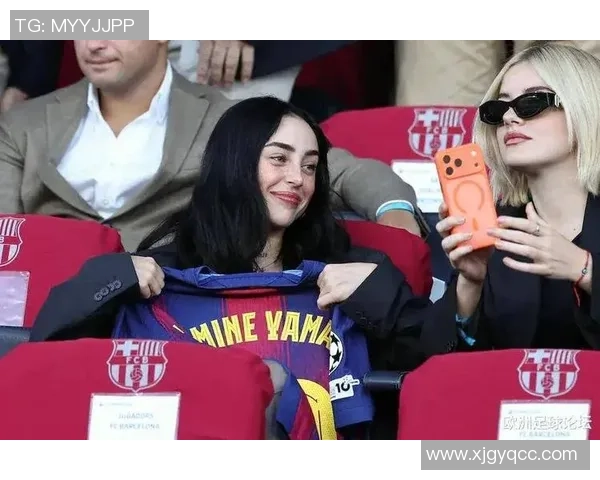 足球明星的女友竟是他的后妈引发热议揭秘背后的复杂关系 足球明星的女友竟是他的后妈引发热议揭秘背后的复杂关系